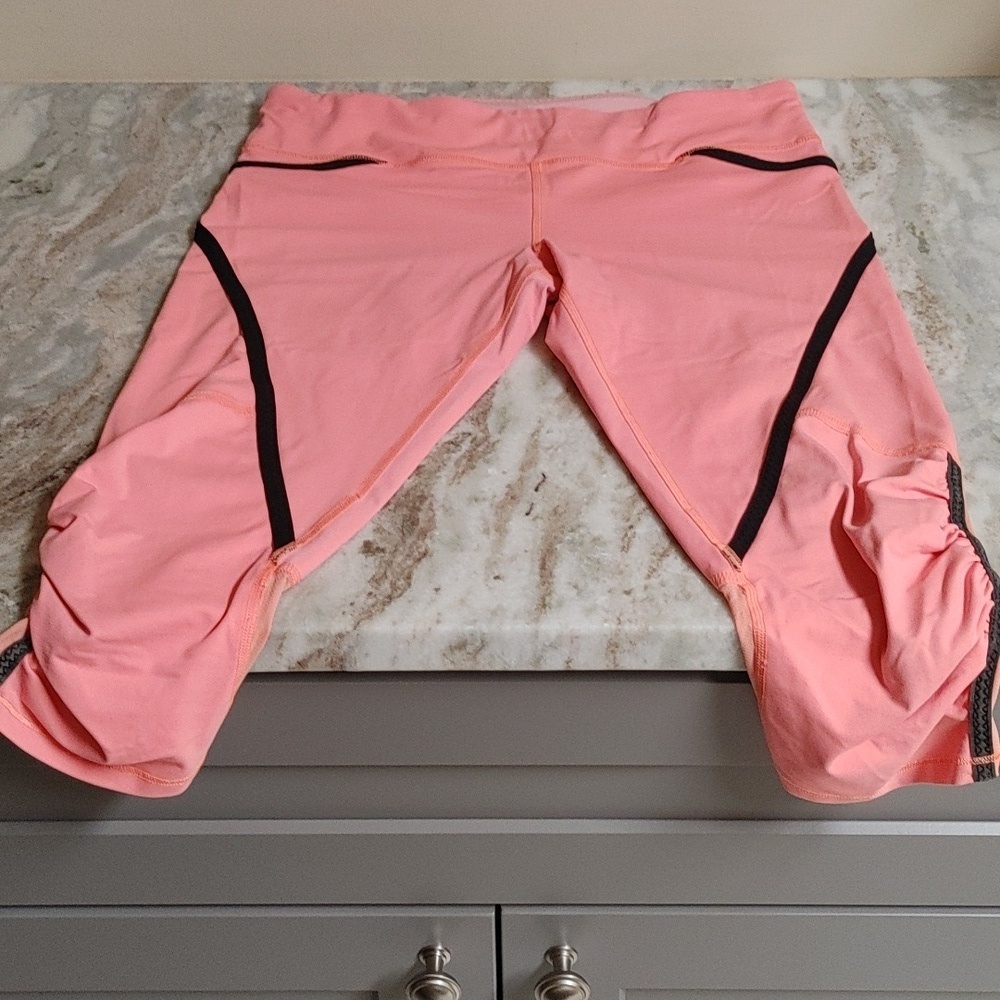 LuLuLemon Run Pace Crop Pants Salmon Color 8